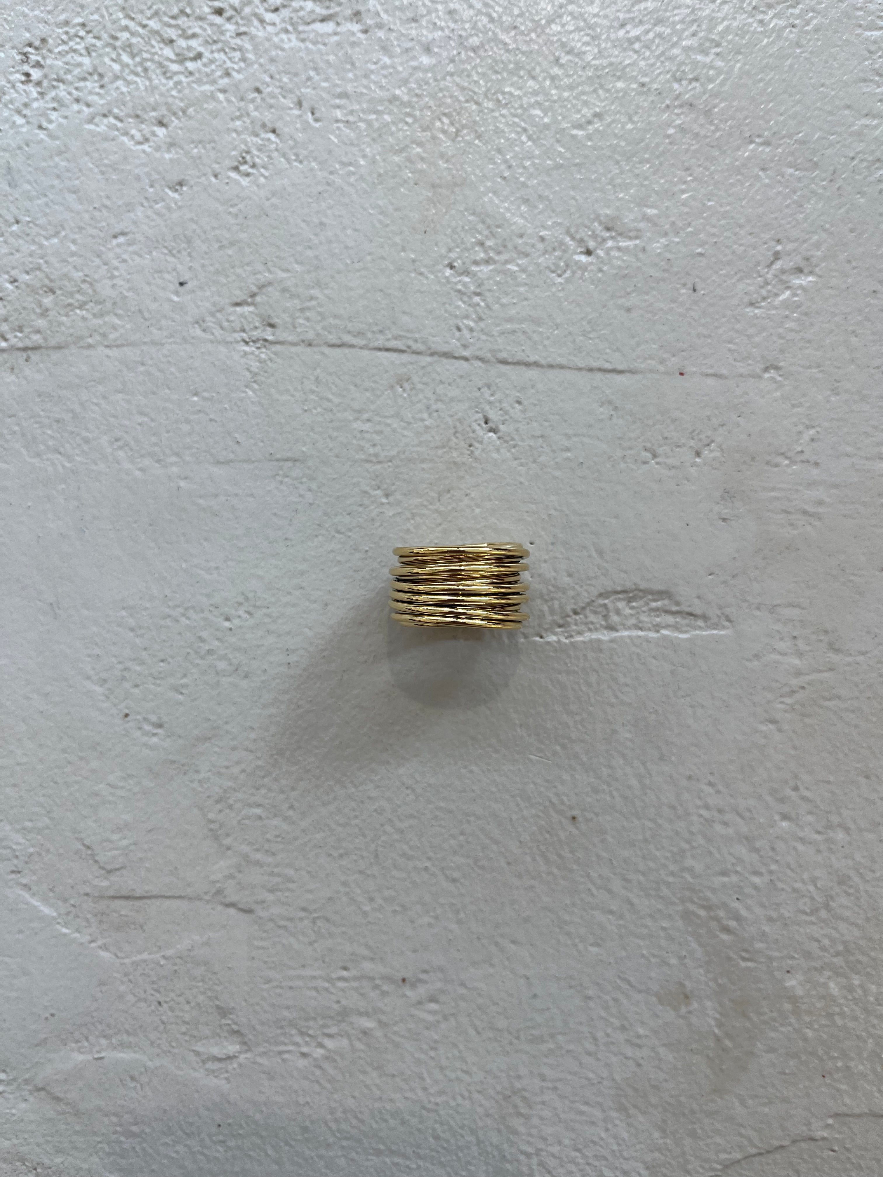 RING “LOOP” • steel gold