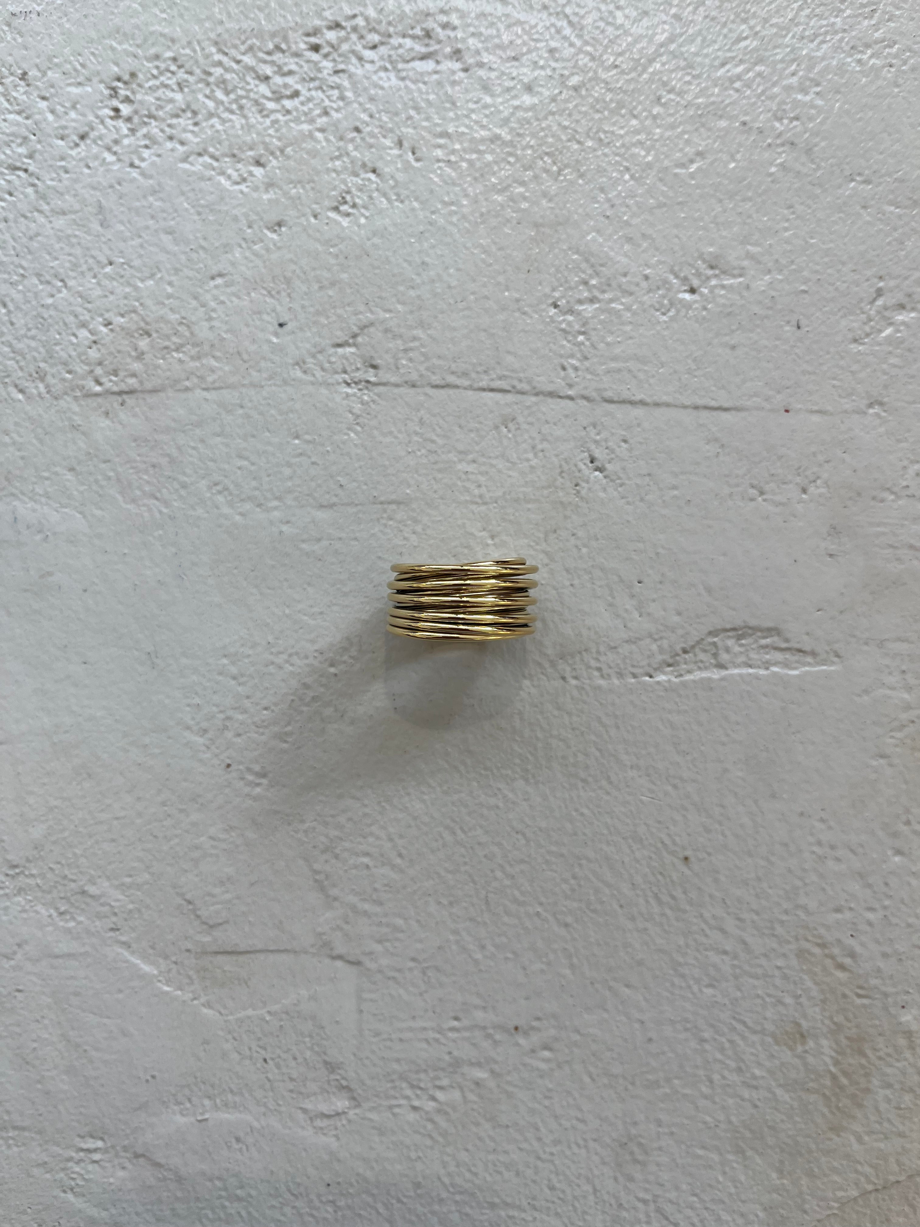 RING “LOOP” • steel gold
