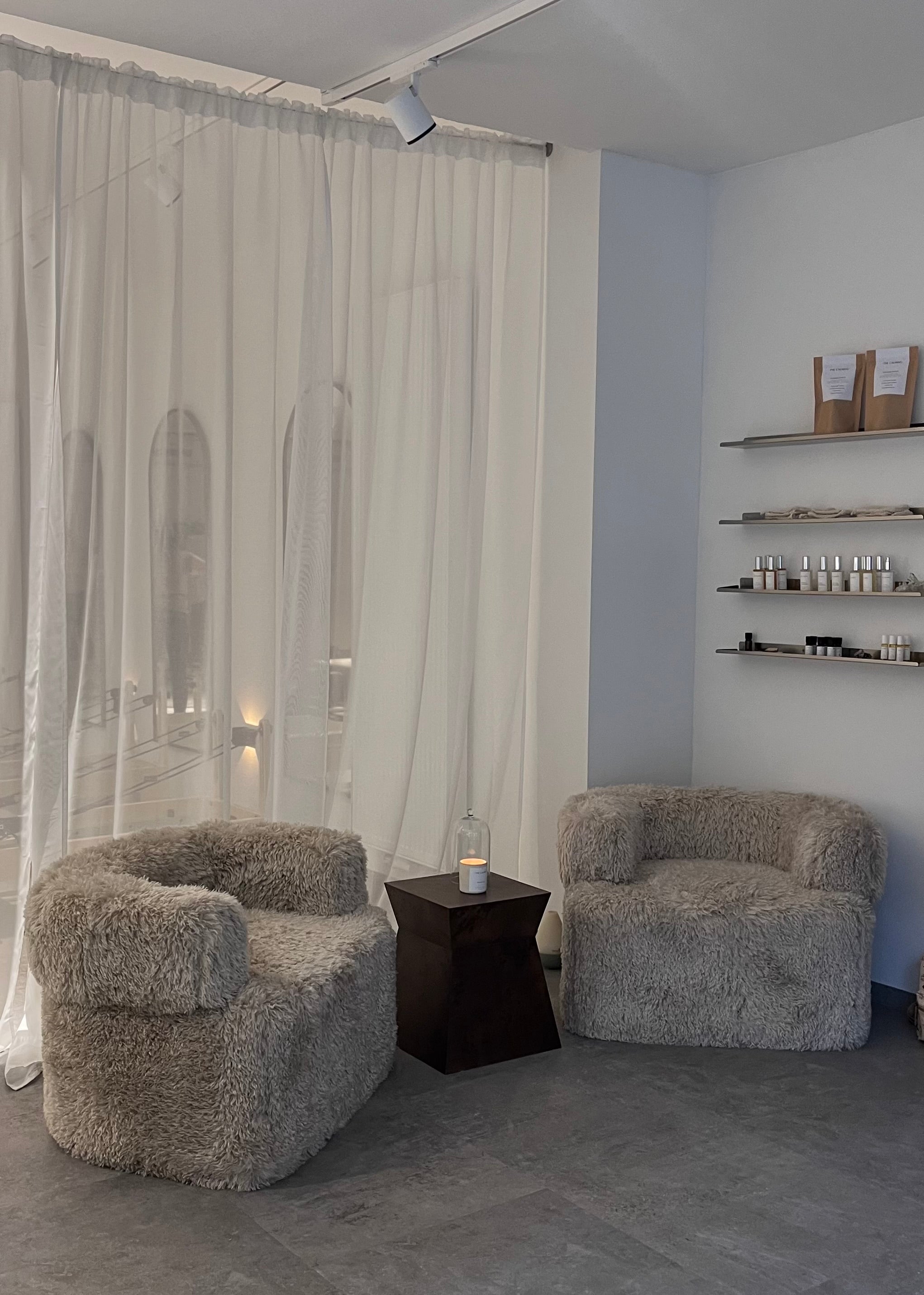 REFORMER FLOW PILATES • All Levels mit Lisa  • 22.02. / 11:00 - 11:55